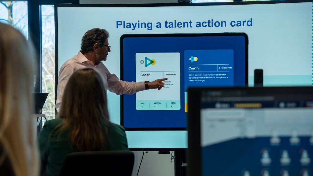 Talent Chess – workshop with digital talent action card on screen